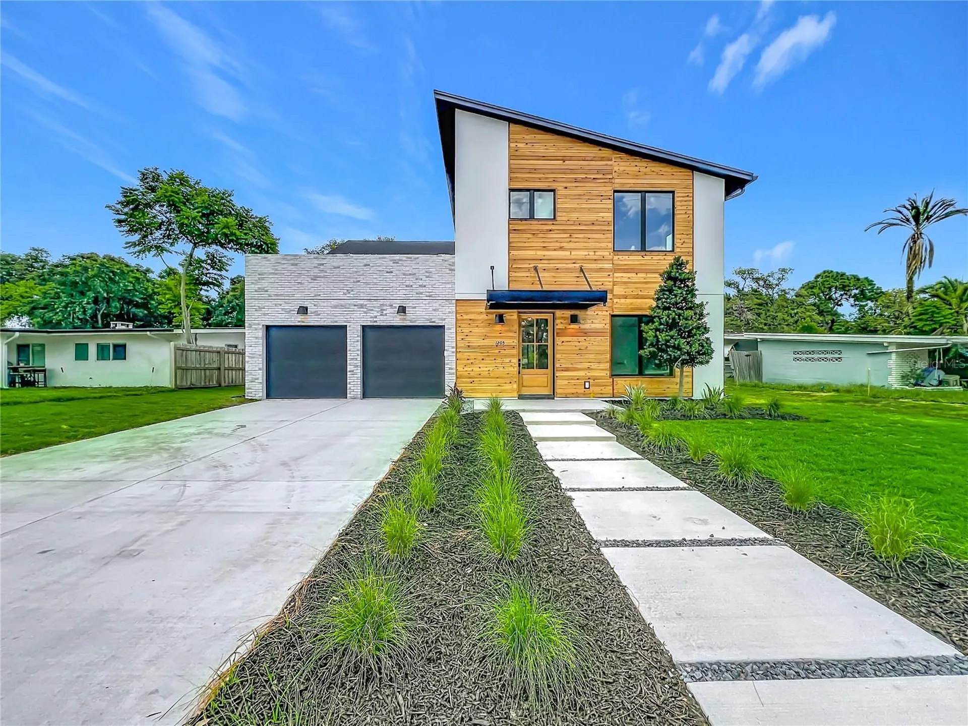 1205 Falcon Drive Orlando FL 32803
