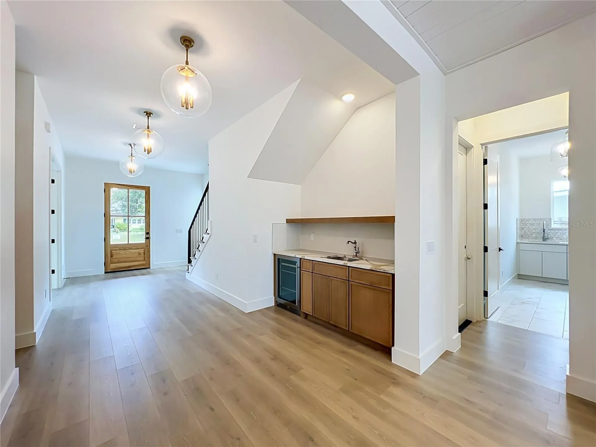 1205 Falcon Drive Orlando FL 32803