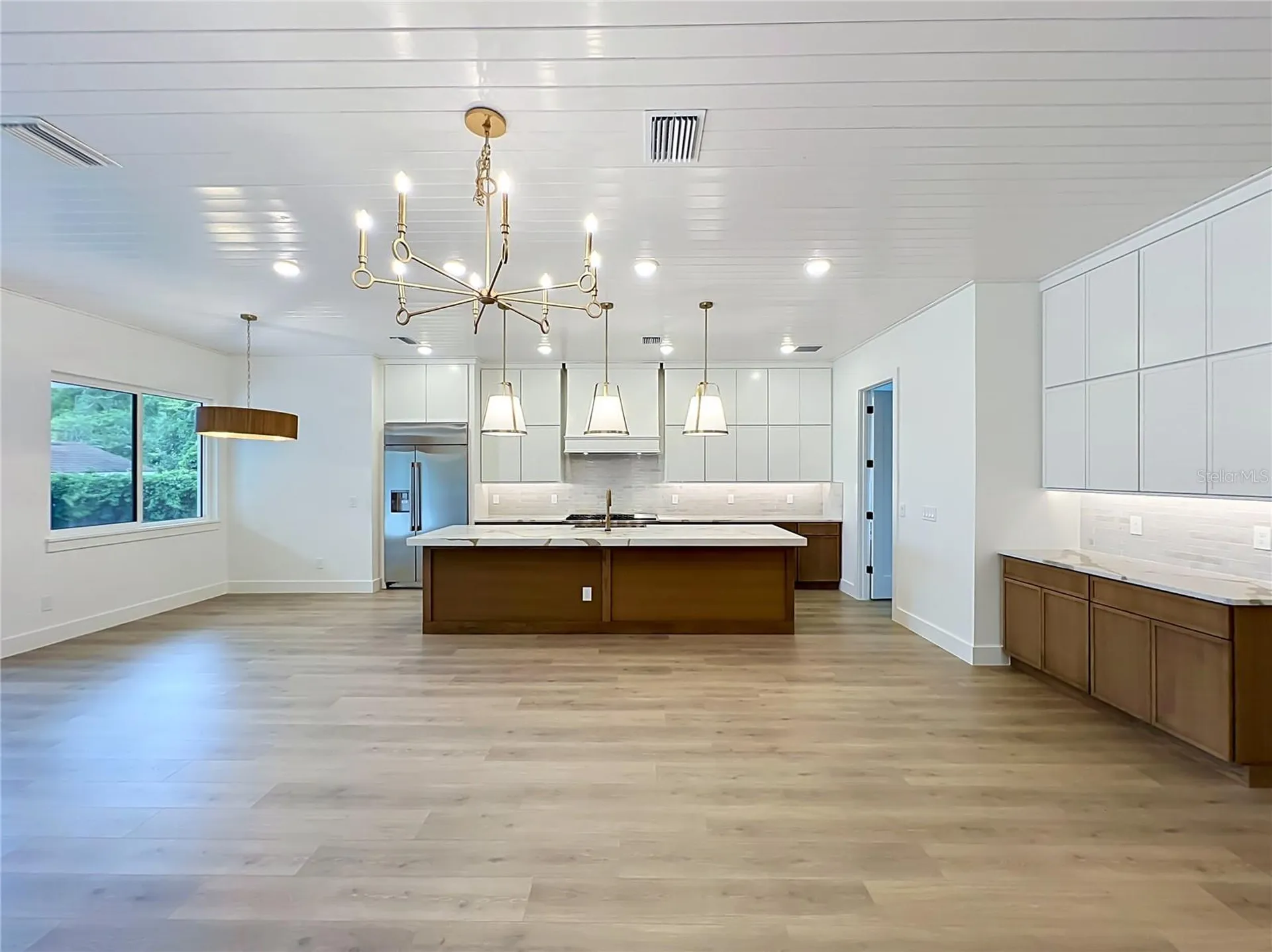 1205 Falcon Drive Orlando FL 32803