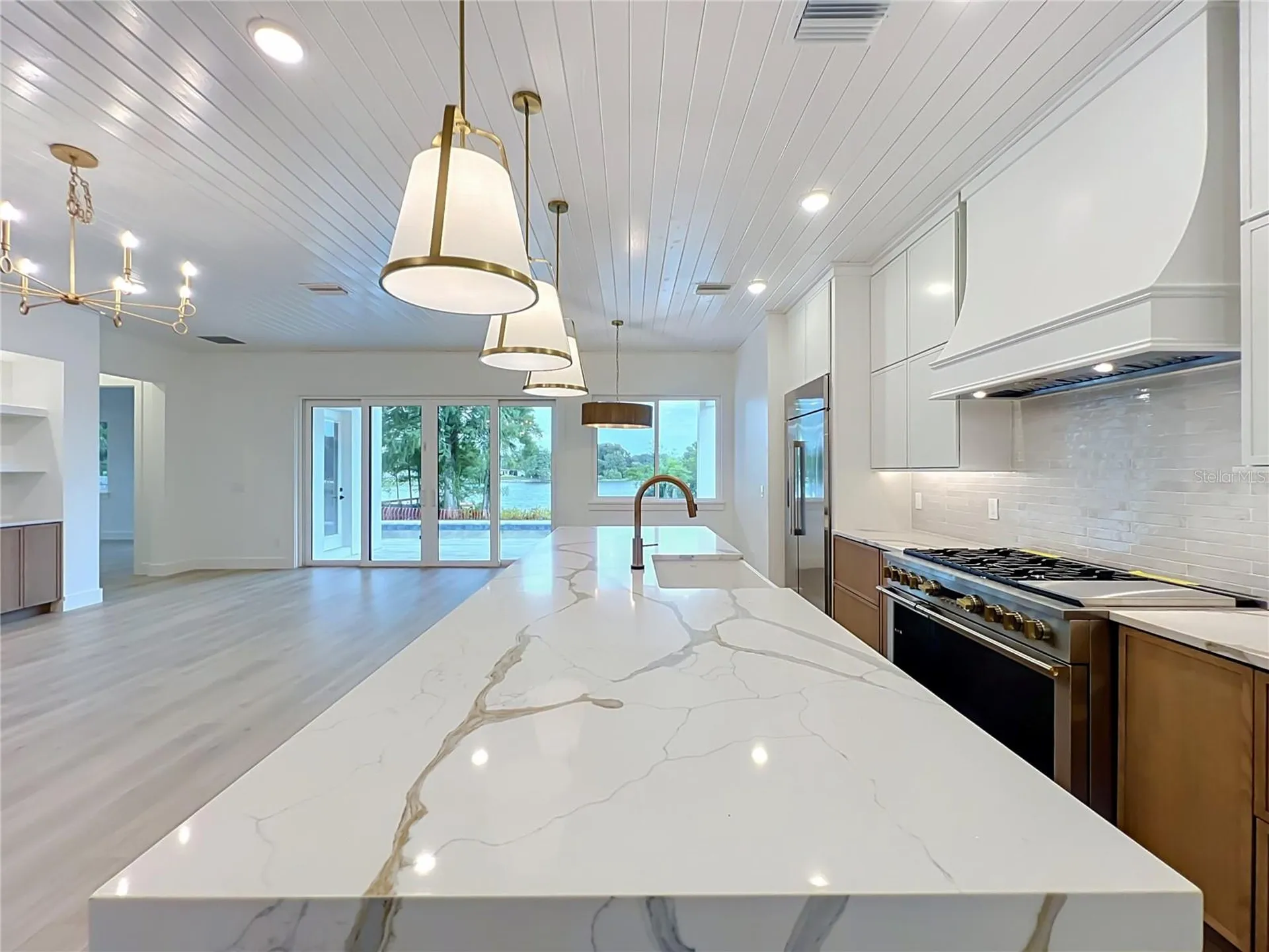 1205 Falcon Drive Orlando FL 32803