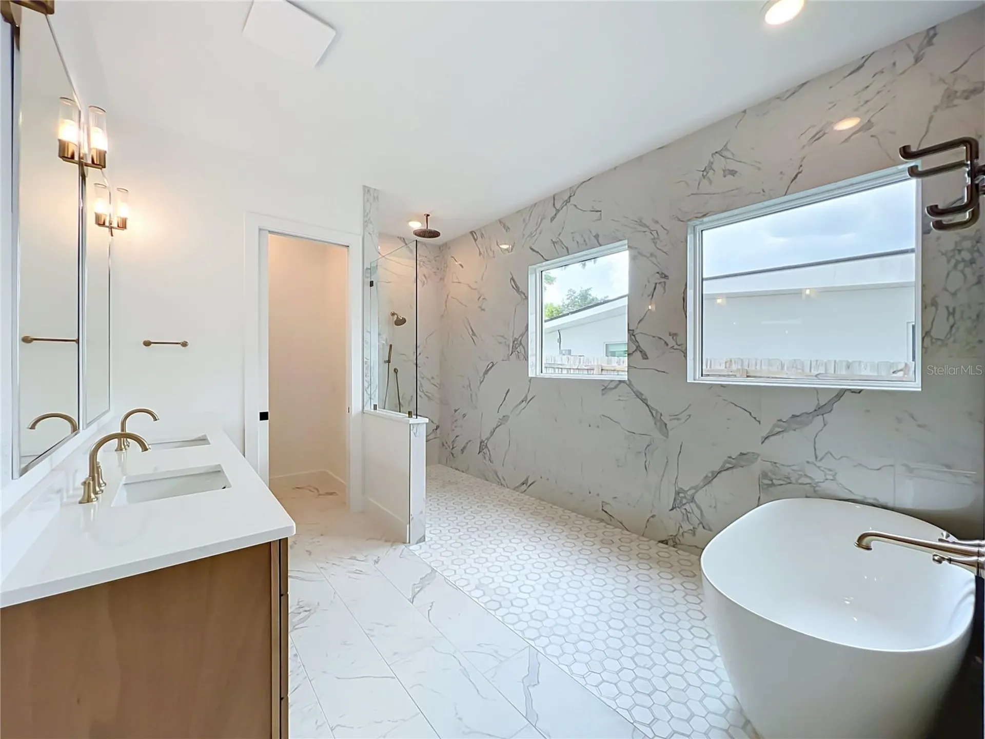 1205 Falcon Drive Orlando FL 32803