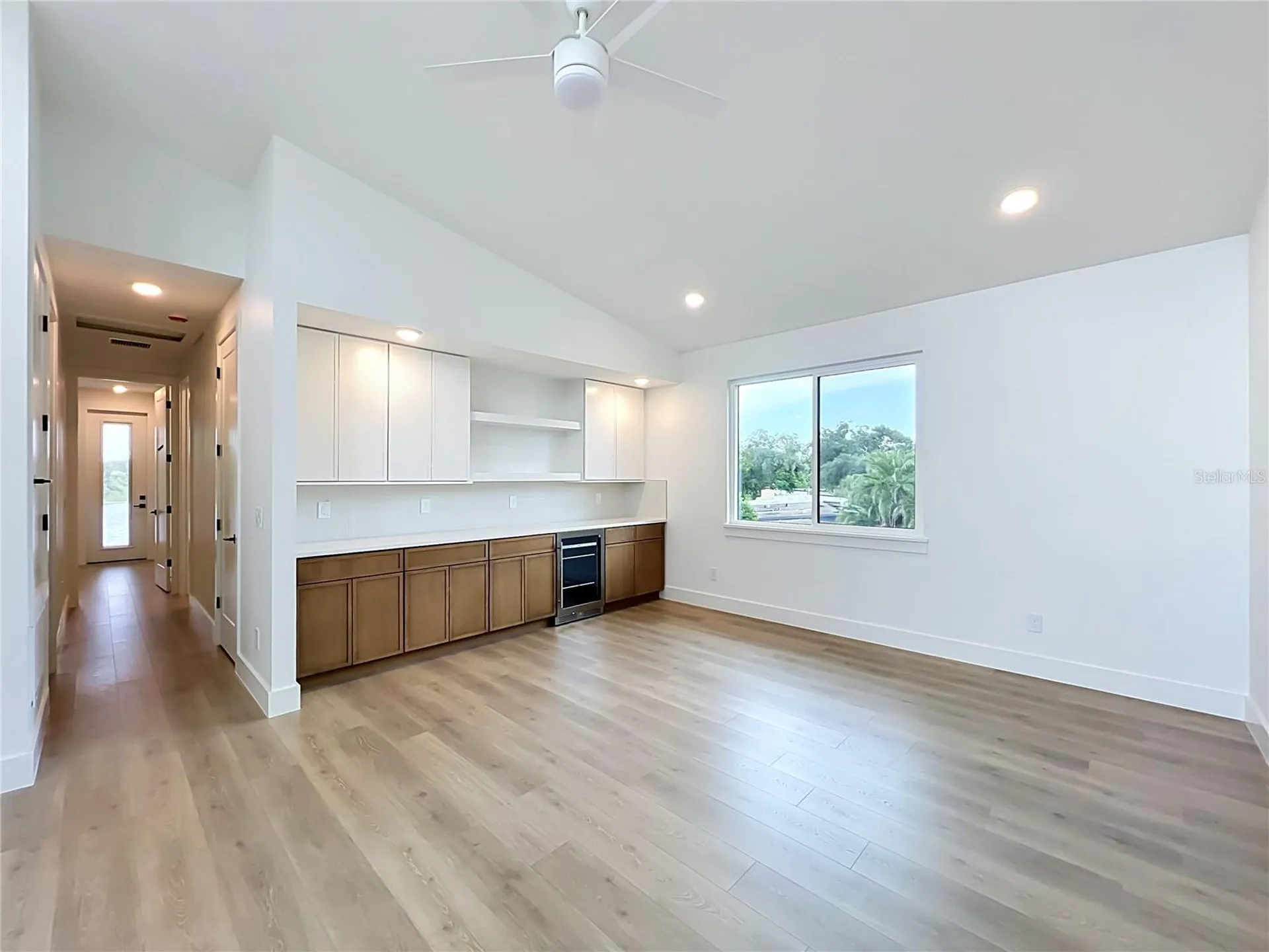 1205 Falcon Drive Orlando FL 32803