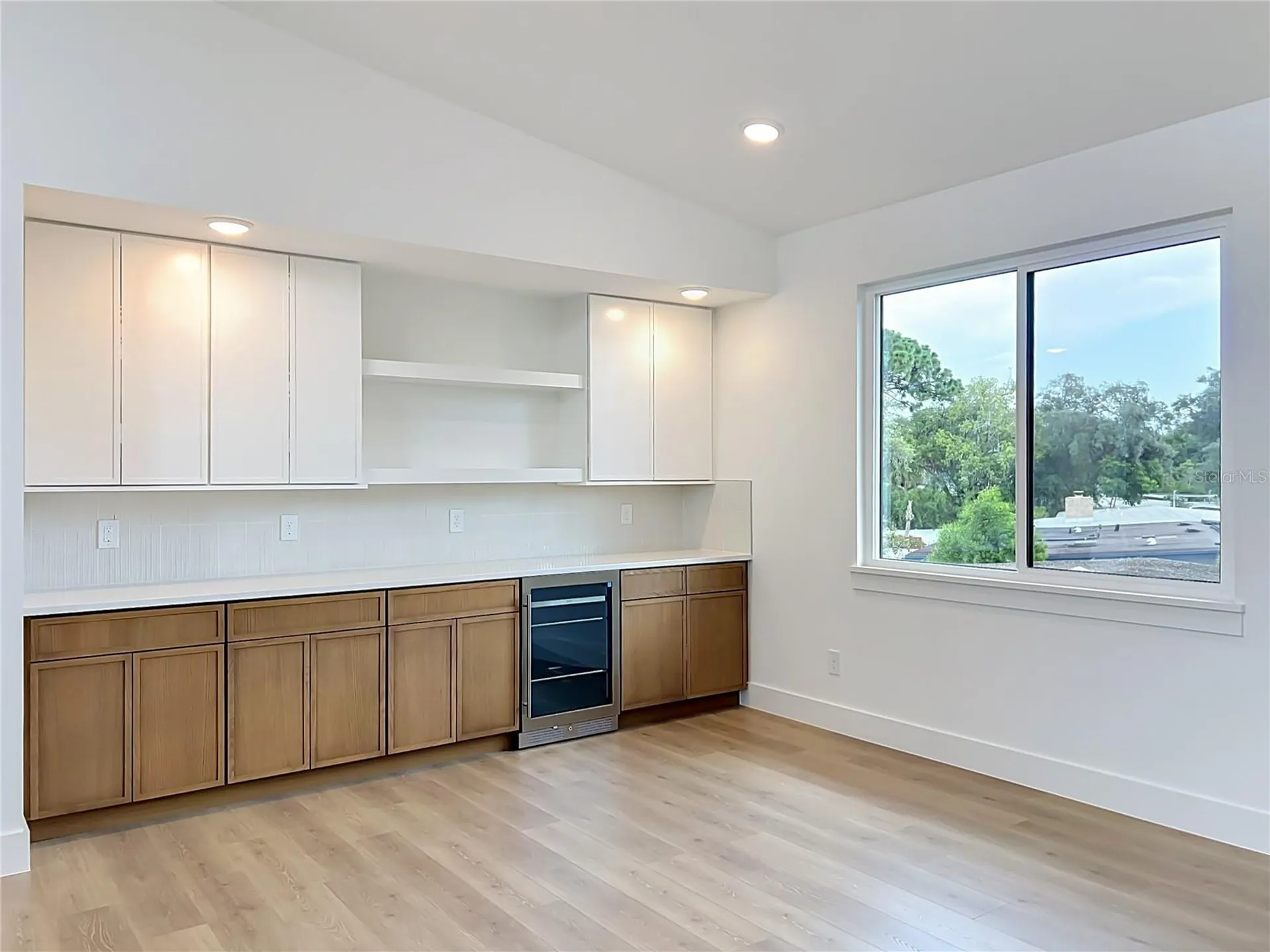 1205 Falcon Drive Orlando FL 32803
