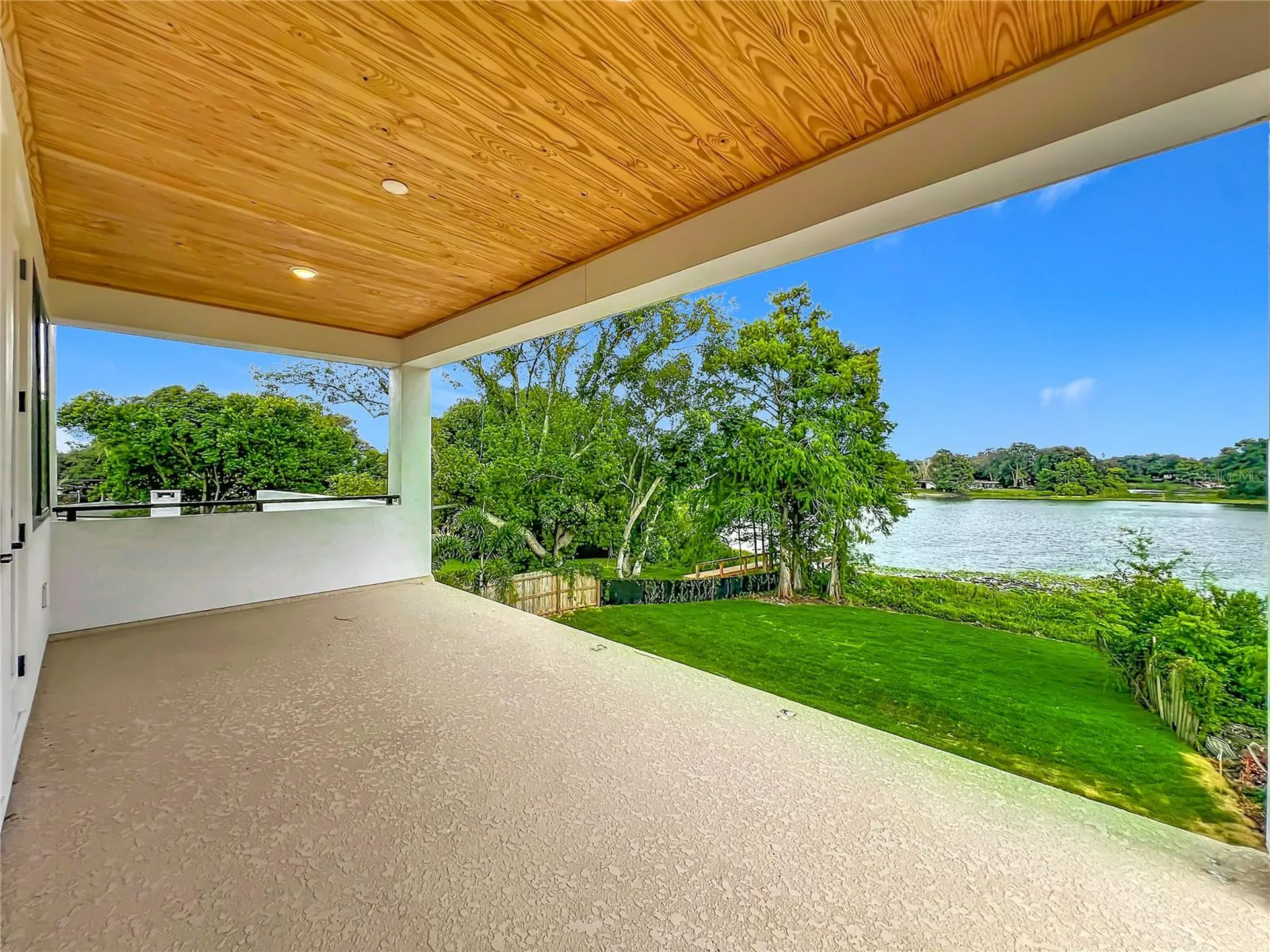 1205 Falcon Drive Orlando FL 32803
