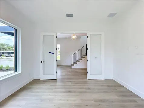 1205 Falcon Drive Orlando FL 32803