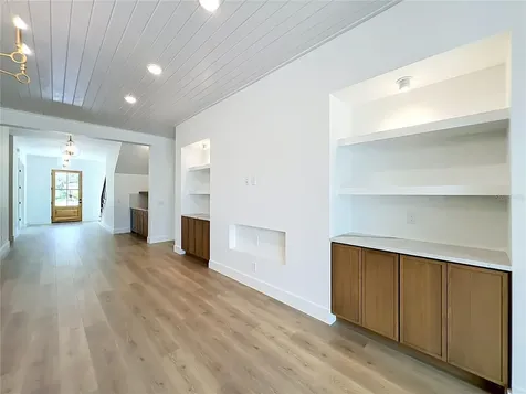 1205 Falcon Drive Orlando FL 32803