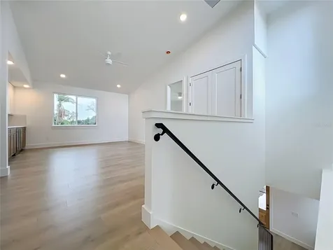 1205 Falcon Drive Orlando FL 32803