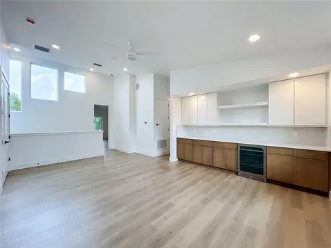 1205 Falcon Drive Orlando FL 32803