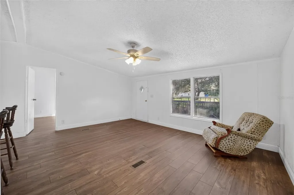 14210 NW Highway 464b Morriston FL 32668