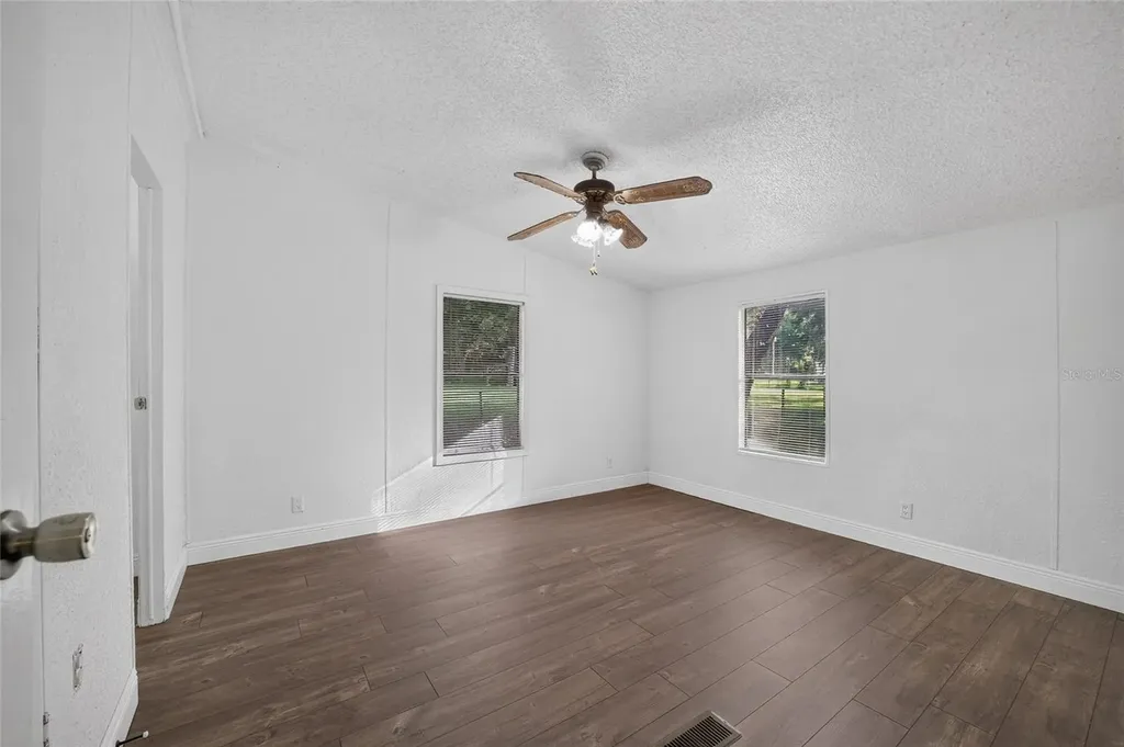 14210 NW Highway 464b Morriston FL 32668