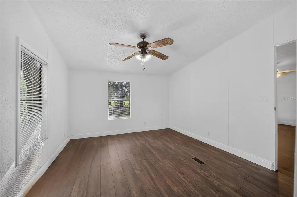 14210 NW Highway 464b Morriston FL 32668