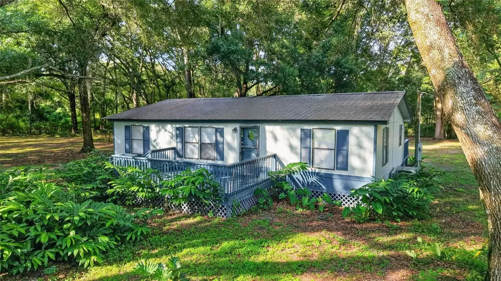 14210 NW Highway 464b Morriston FL 32668