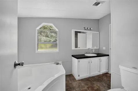 14210 NW Highway 464b Morriston FL 32668