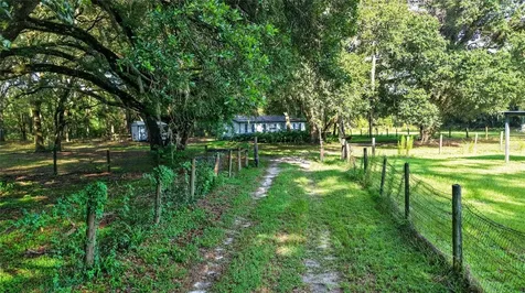 14210 NW Highway 464b Morriston FL 32668