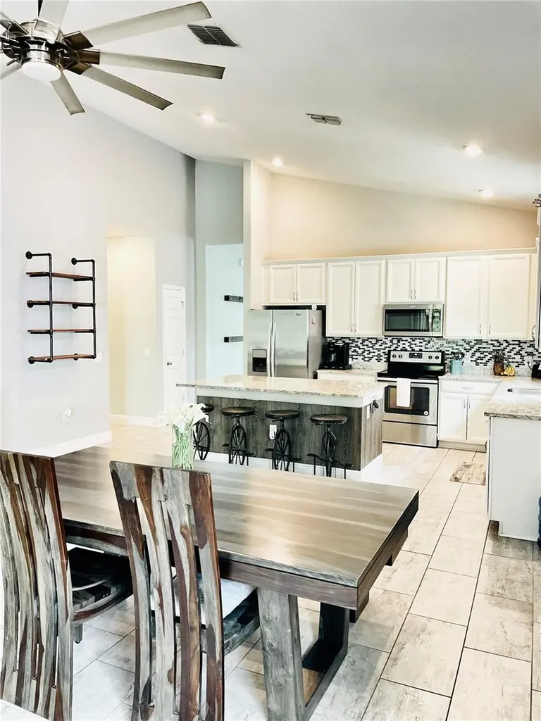3485 Middlebrook Place Harmony FL 34773
