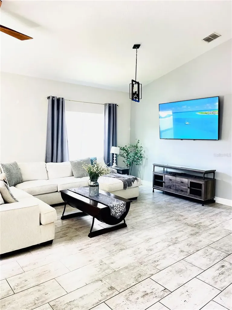 3485 Middlebrook Place Harmony FL 34773