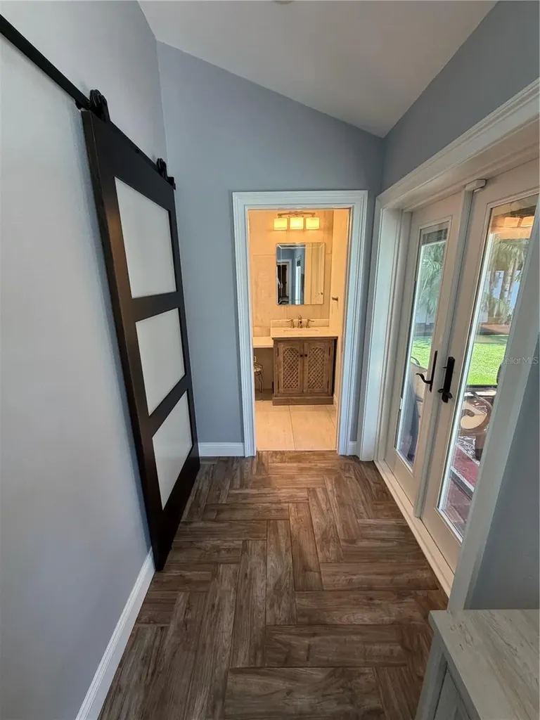 197 Irwin Street W Safety Harbor FL 34695