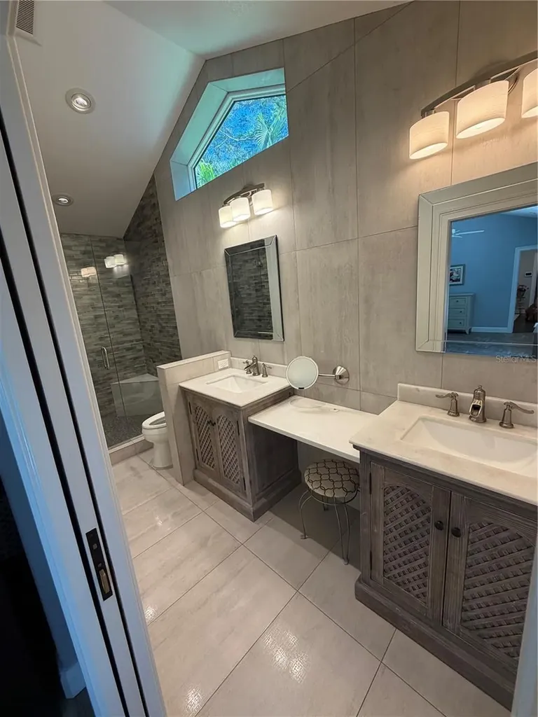 197 Irwin Street W Safety Harbor FL 34695