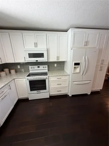 197 Irwin Street W Safety Harbor FL 34695