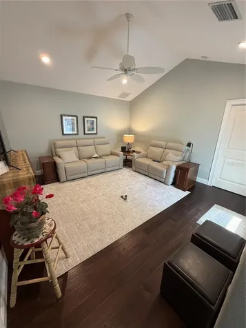 197 Irwin Street W Safety Harbor FL 34695