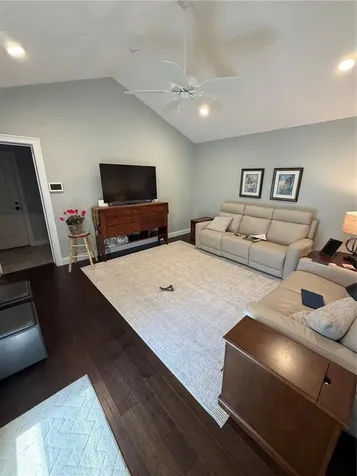 197 Irwin Street W Safety Harbor FL 34695