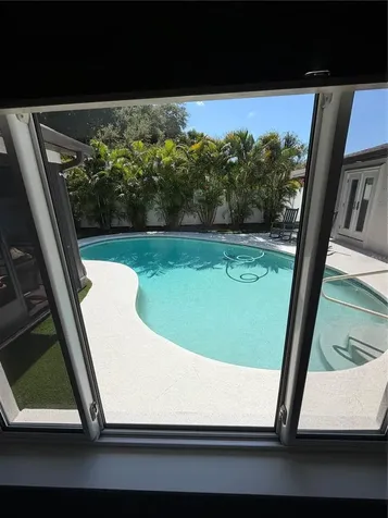 197 Irwin Street W Safety Harbor FL 34695