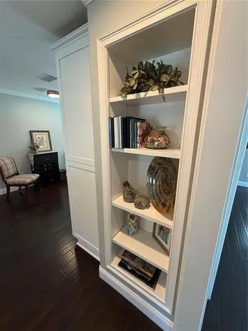 197 Irwin Street W Safety Harbor FL 34695