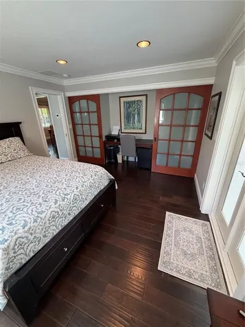 197 Irwin Street W Safety Harbor FL 34695