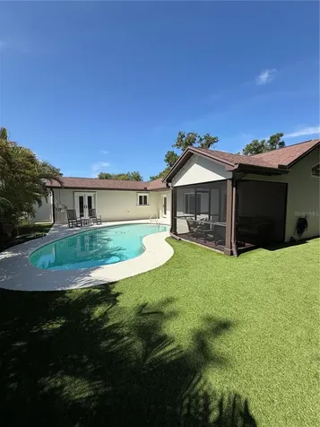 197 Irwin Street W Safety Harbor FL 34695