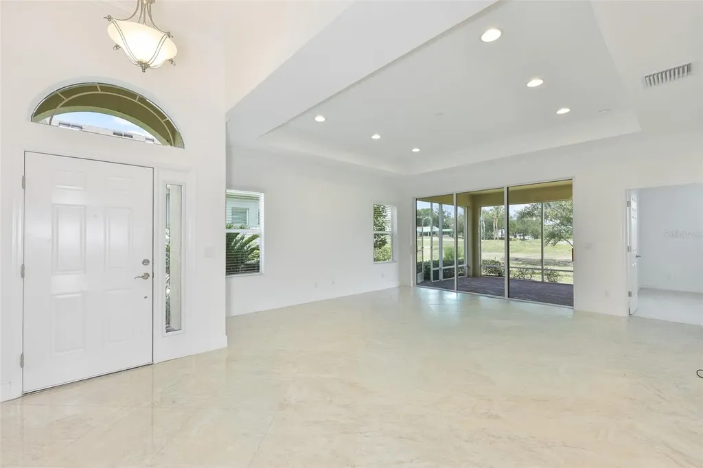 606 Chipper Drive Sun City Center FL 33573