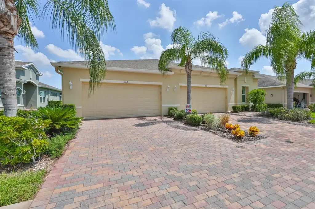 606 Chipper Drive Sun City Center FL 33573