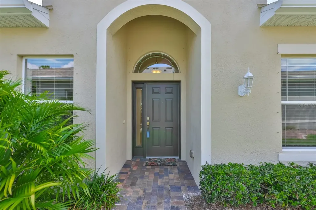 606 Chipper Drive Sun City Center FL 33573