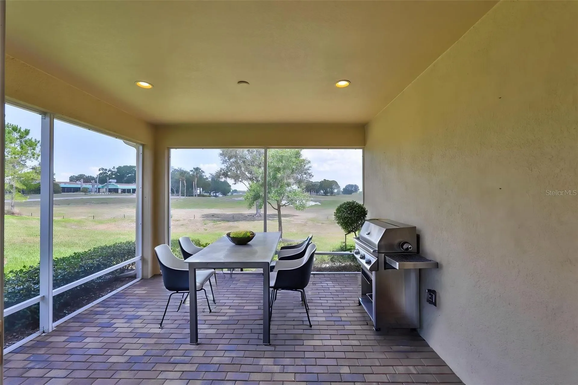 606 Chipper Drive Sun City Center FL 33573