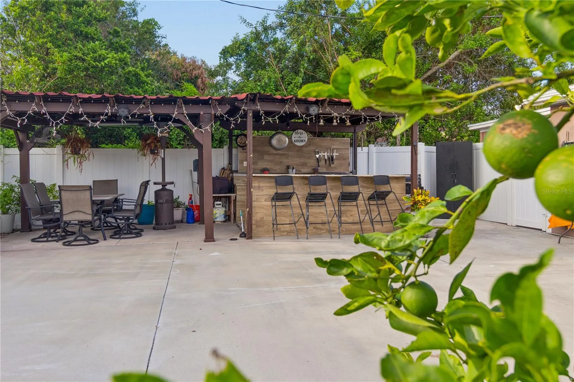 1715 Waikiki Way Tampa FL 33619