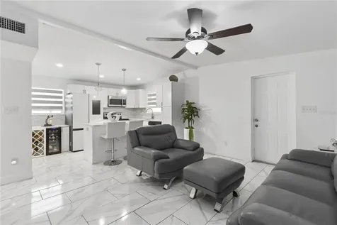 1715 Waikiki Way Tampa FL 33619
