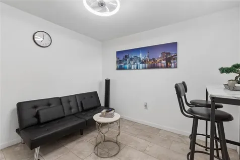 1715 Waikiki Way Tampa FL 33619