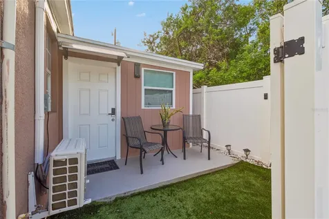 1715 Waikiki Way Tampa FL 33619