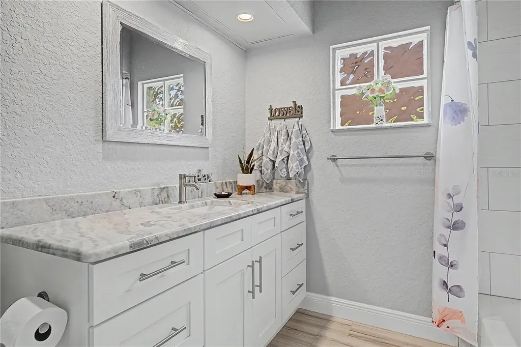 6207 Huntington Drive Zephyrhills FL 33542