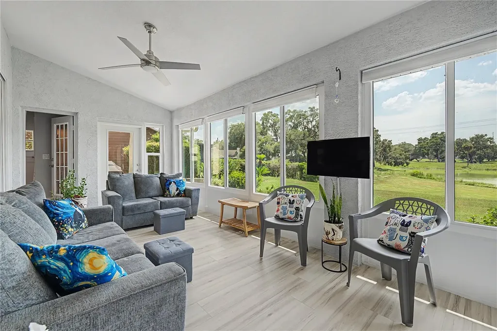 6207 Huntington Drive Zephyrhills FL 33542