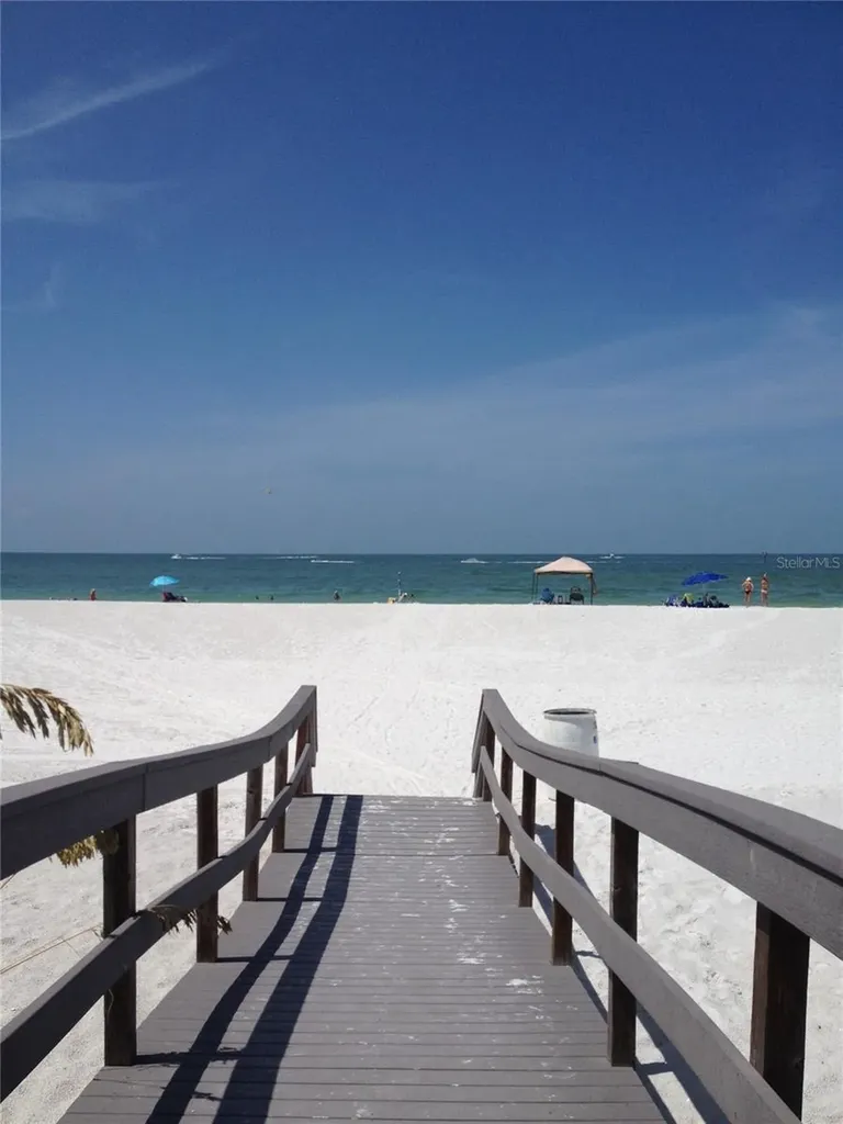 615 S Palm Avenue Sarasota FL 34236