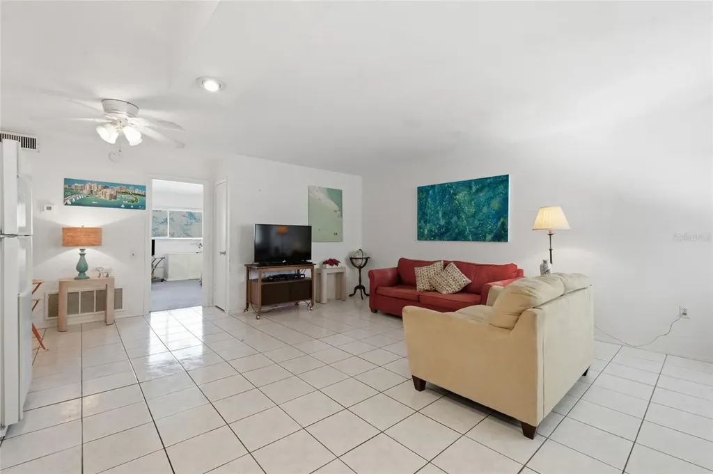 615 S Palm Avenue Sarasota FL 34236
