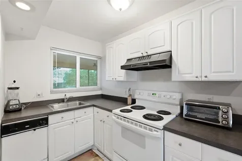 615 S Palm Avenue Sarasota FL 34236