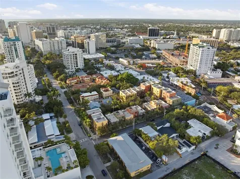 615 S Palm Avenue Sarasota FL 34236