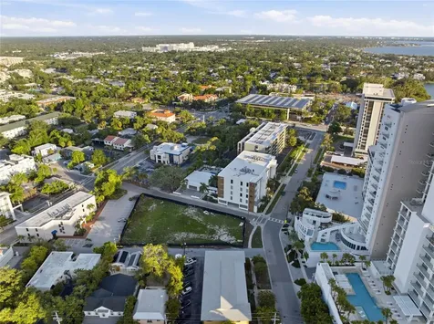 615 S Palm Avenue Sarasota FL 34236