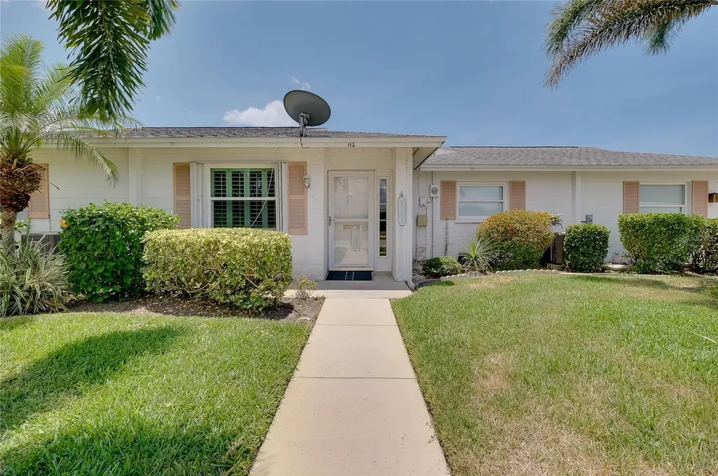 112 The Corso Venice FL 34285
