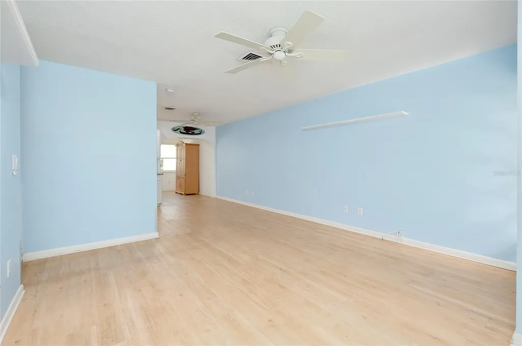 112 The Corso Venice FL 34285