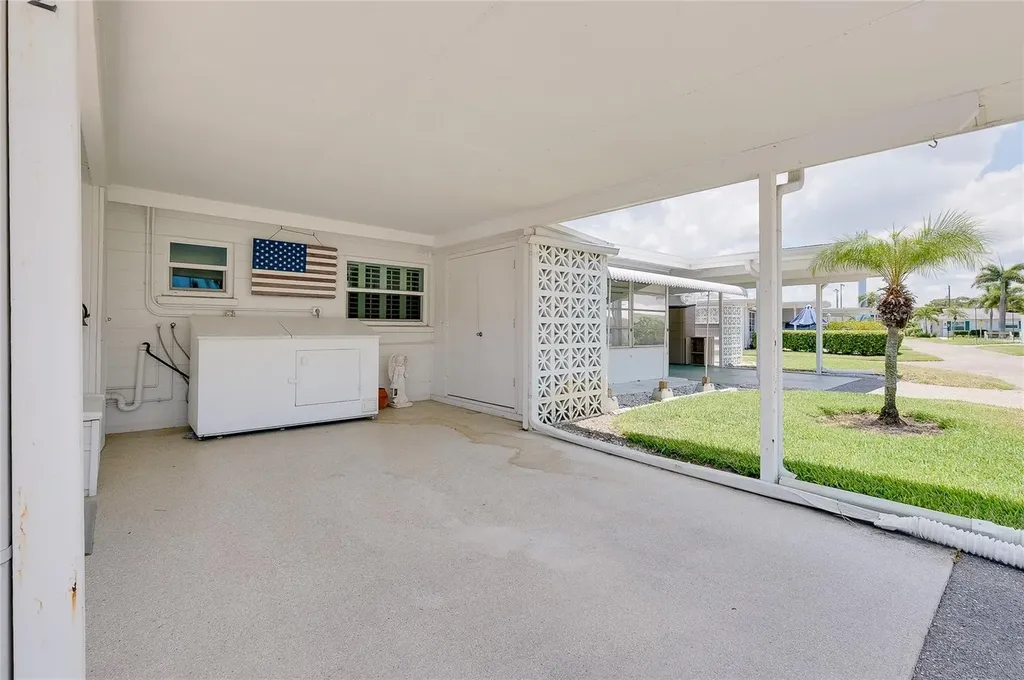112 The Corso Venice FL 34285