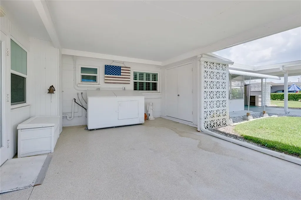 112 The Corso Venice FL 34285