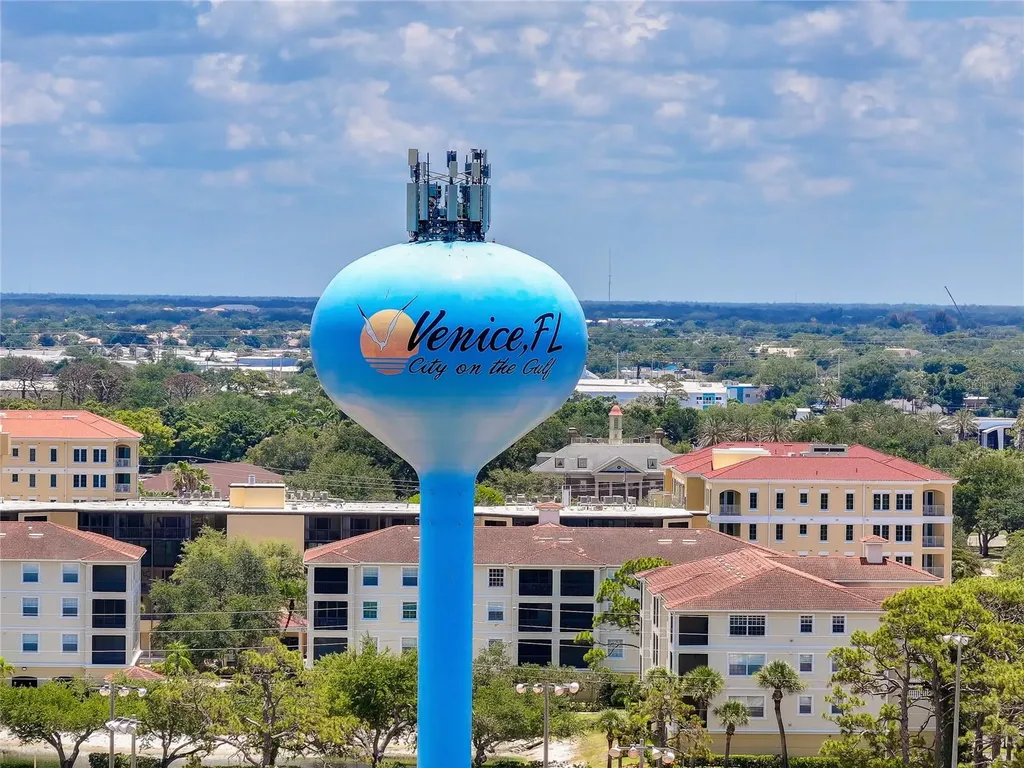 112 The Corso Venice FL 34285