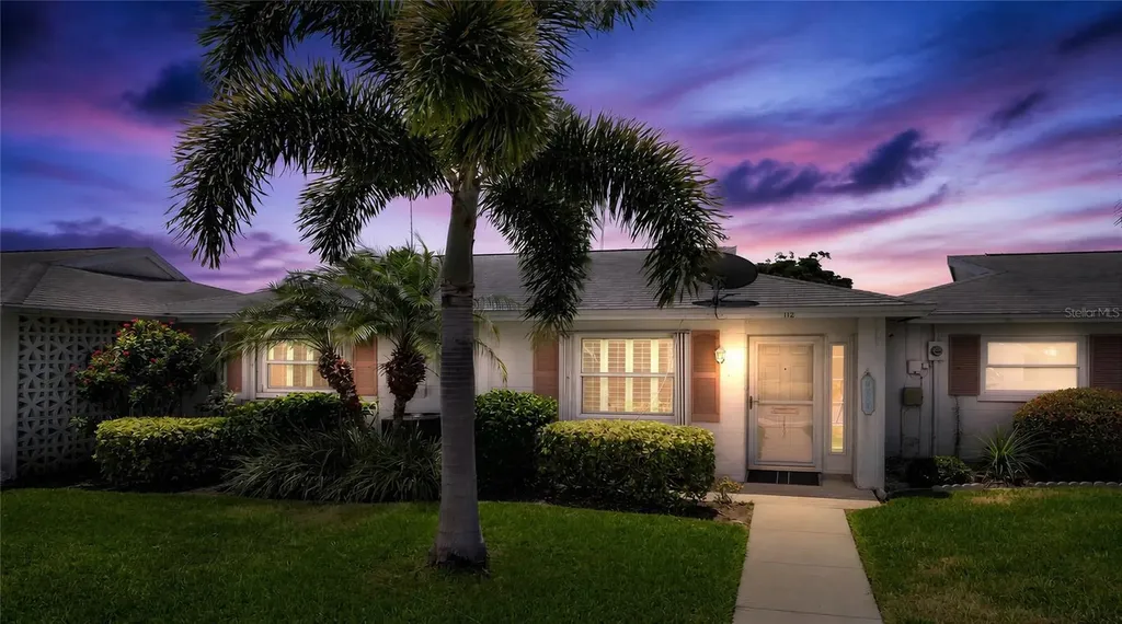 112 The Corso Venice FL 34285